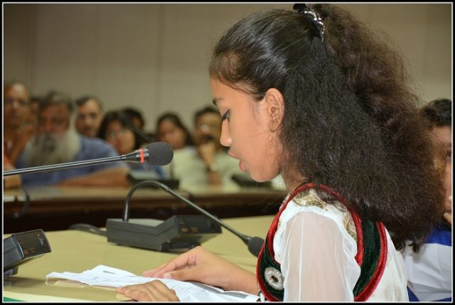 Poem-recital from Main Dhoondh Raha Hoon